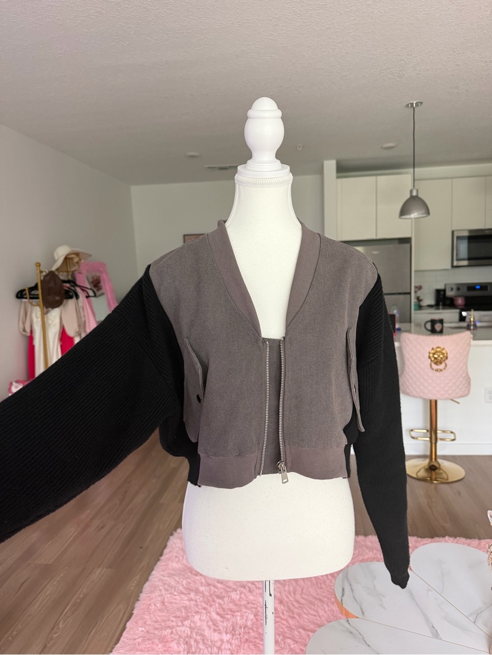 Cropped Two-Tone Zip Front Jacket in Gray & Black